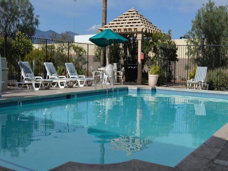Days Inn By Wyndham Tucson City Center Exterior photo